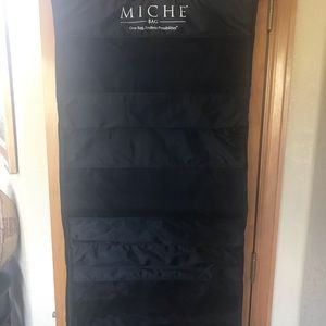 Black Miche organizer